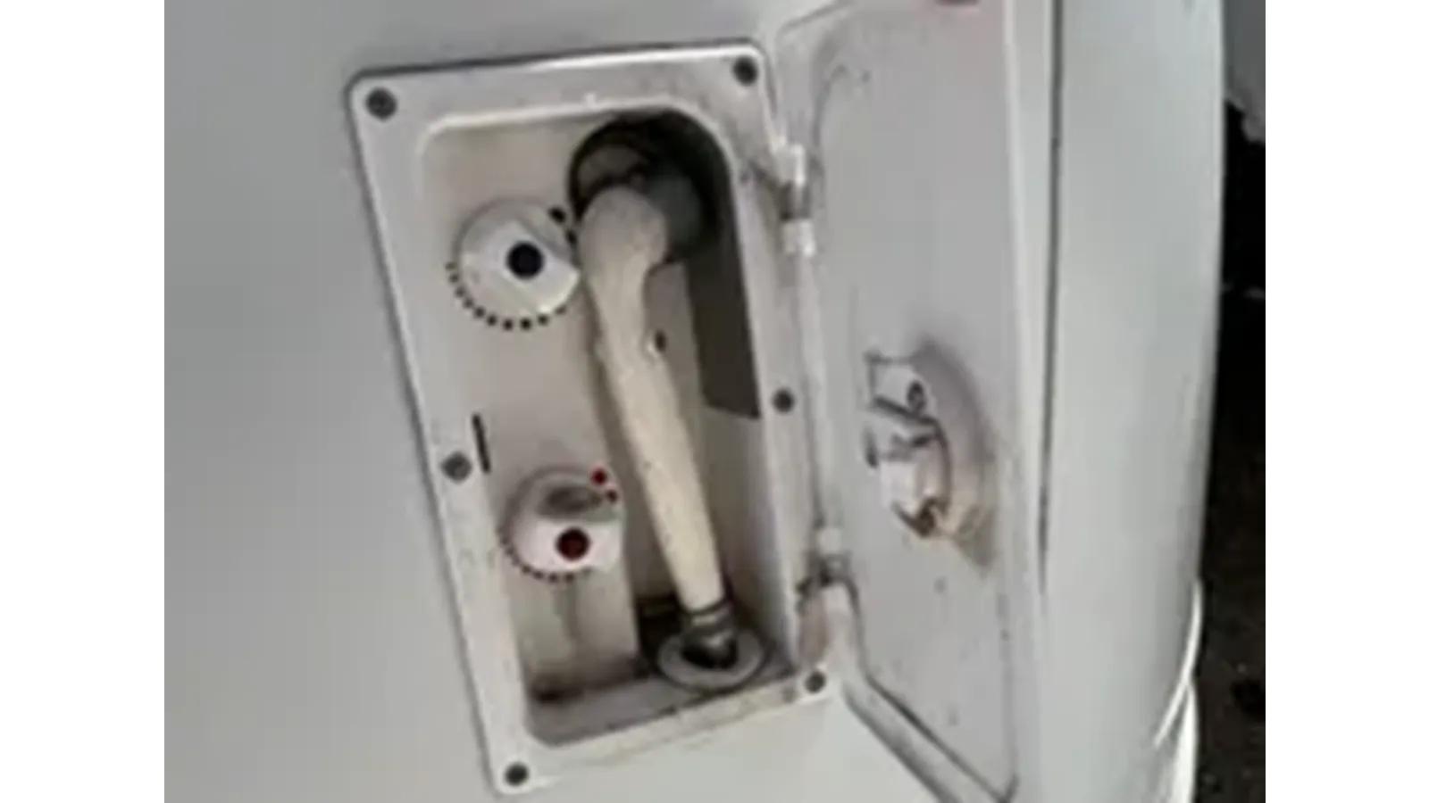 the best price on 2004 Four Winns 268 Vista