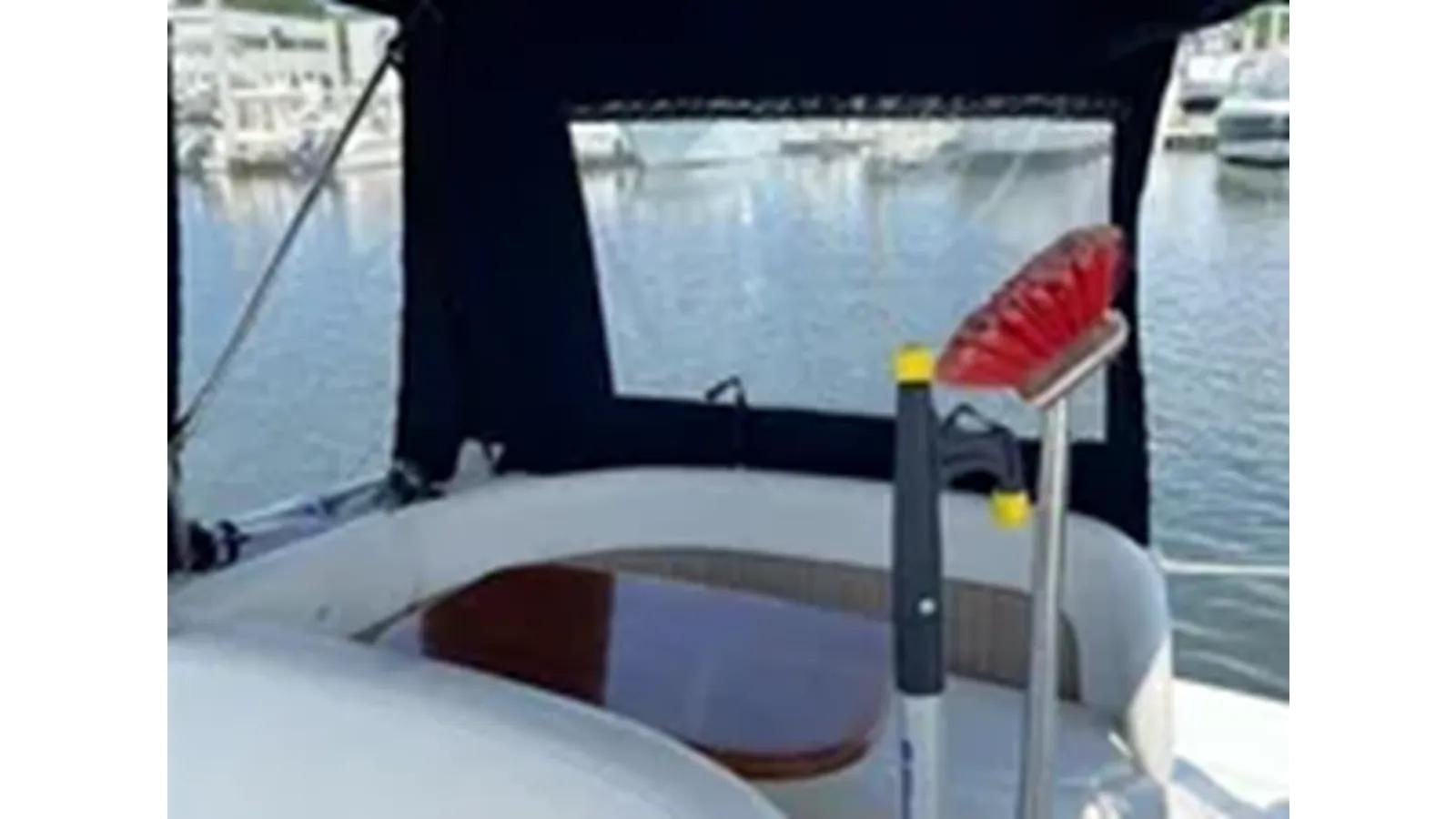 Buy a yacht 2004 Four Winns 268 Vista - VOLVO PENTA