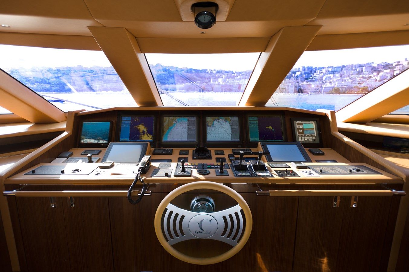 Продажа яхты ARMADA - Columbus Yachts