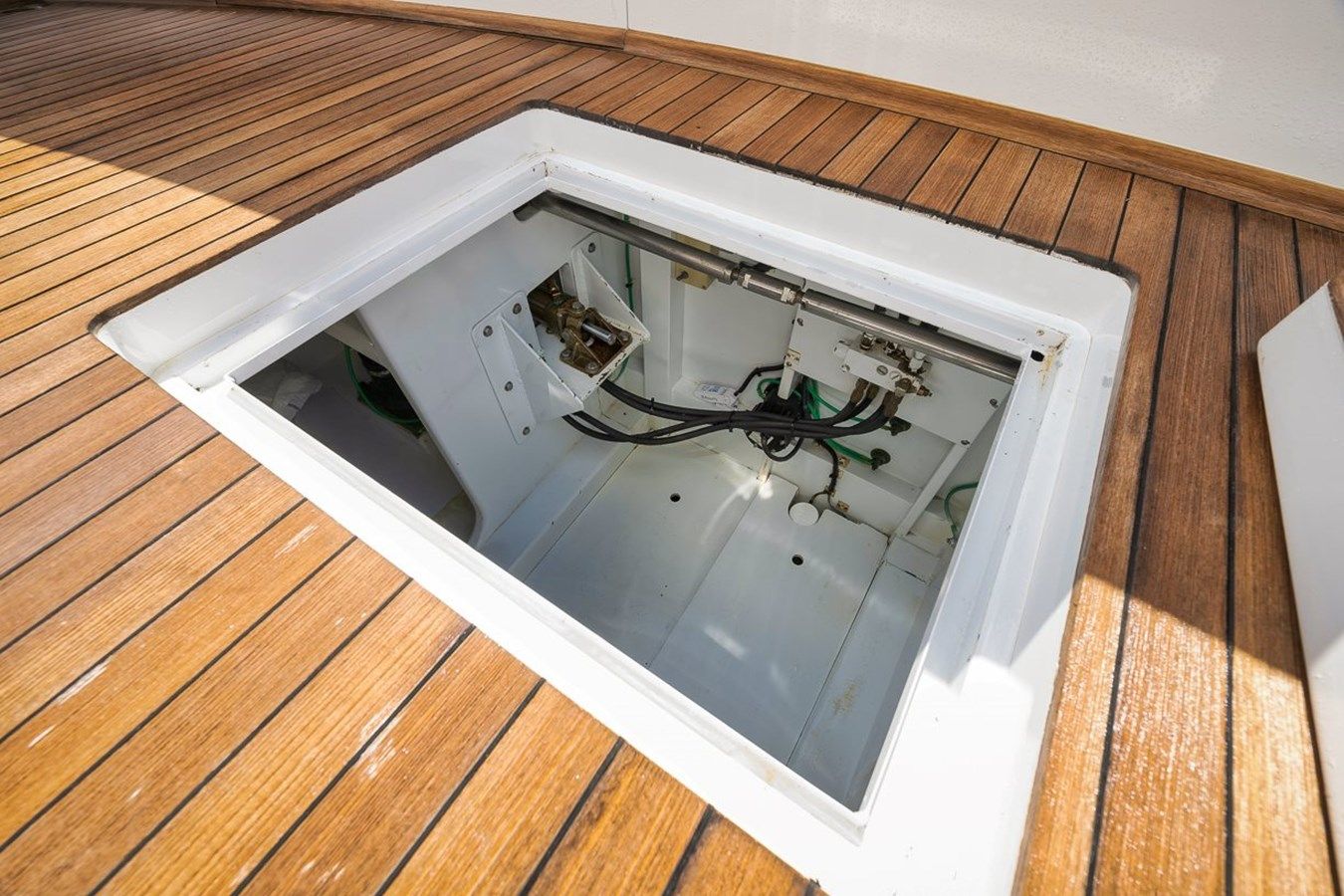 best yacht sales deals NO AGENDA - RYBOVICH