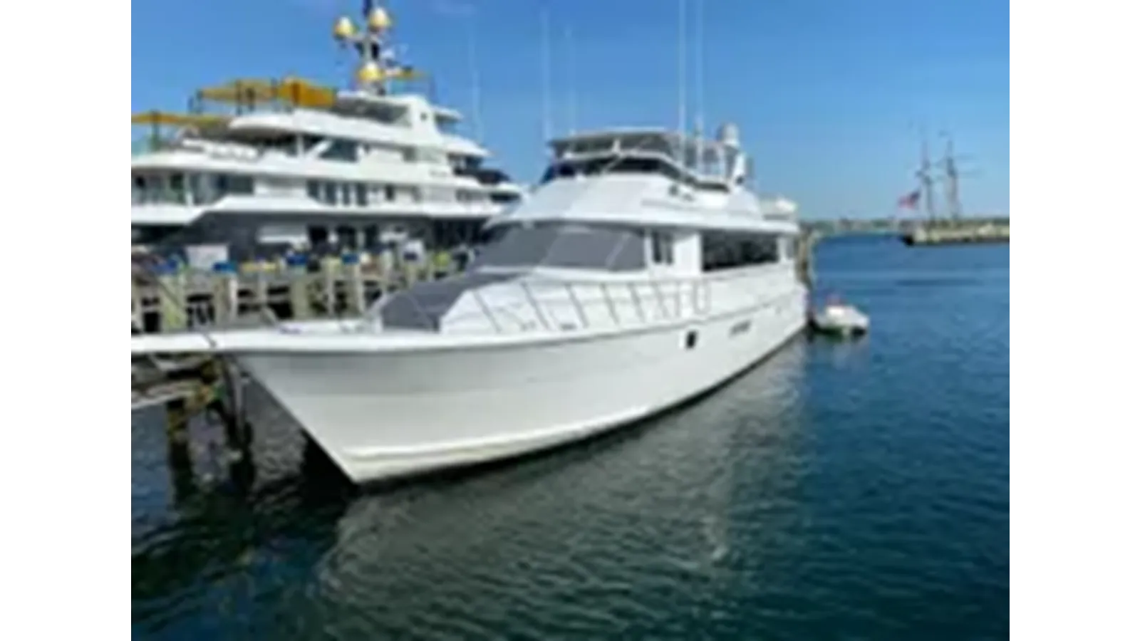 Стоимость яхты 1999 Hatteras 74 Sport Deck Motor Yacht 74