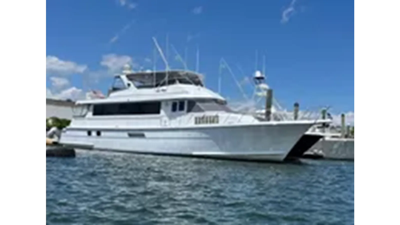 Лучшие предложения покупки яхты 1999 Hatteras 74 Sport Deck Motor Yacht