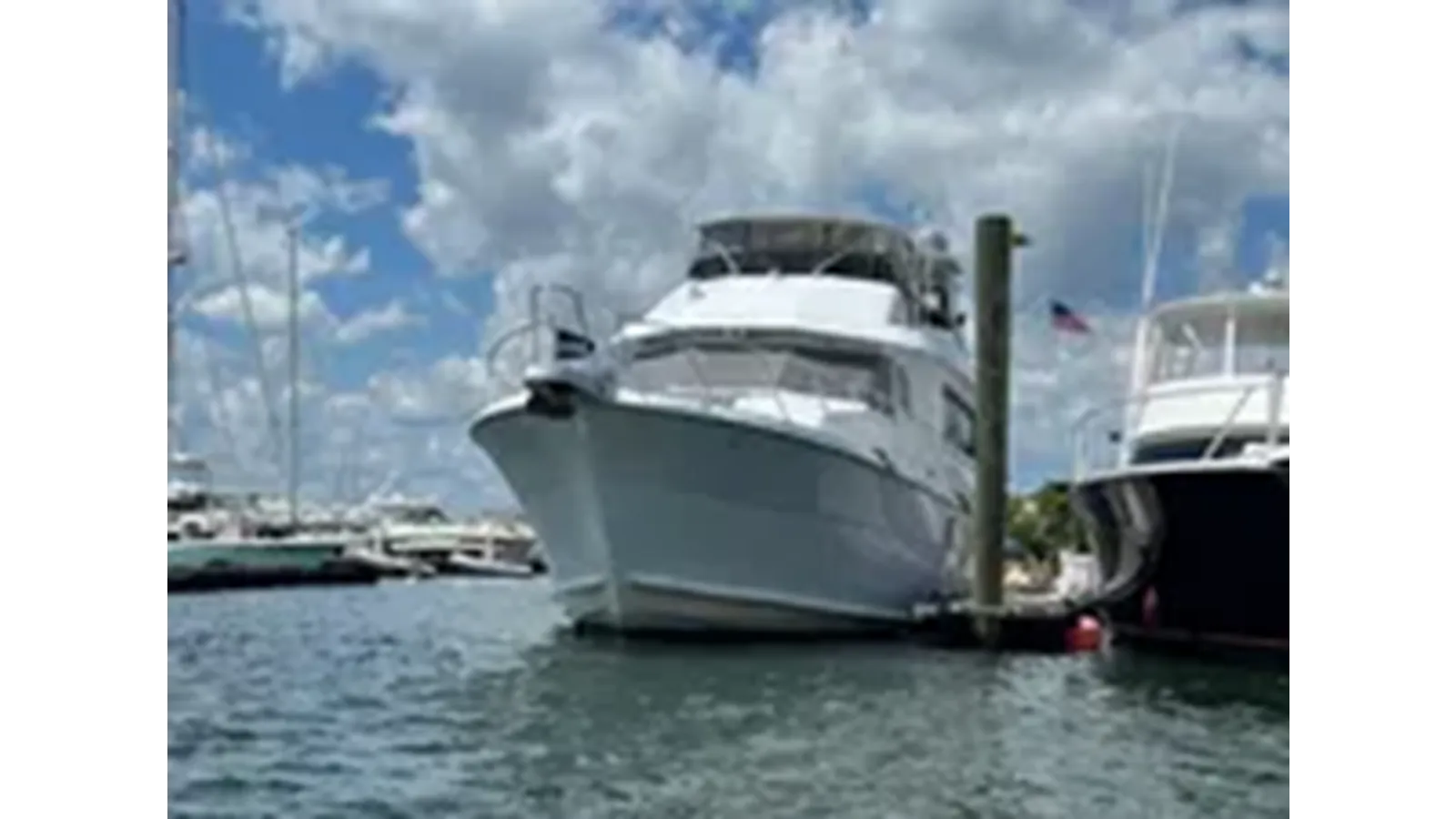 Купить 1999 Hatteras 74 Sport Deck Motor Yacht 74