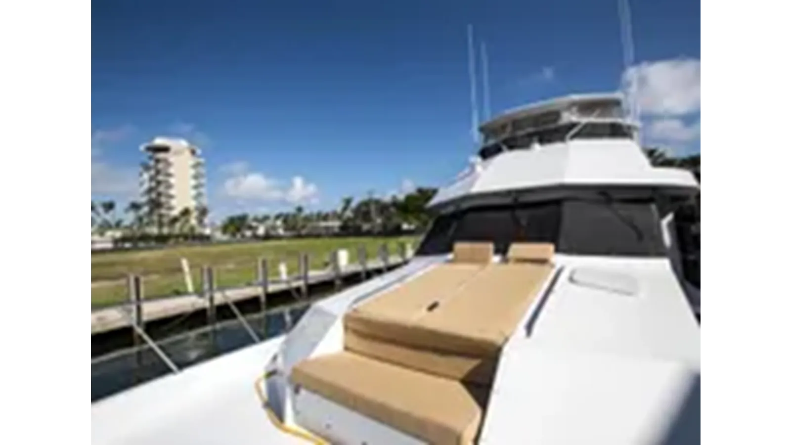 Купить яхту 1999 Hatteras 74 Sport Deck Motor Yacht 74 в Shestakov Yacht Sales