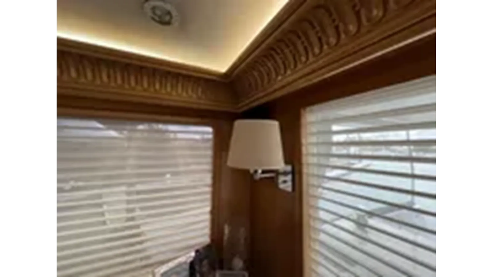 Купить яхту 1999 Hatteras 74 Sport Deck Motor Yacht - Hatteras в Shestakov Yacht Sales