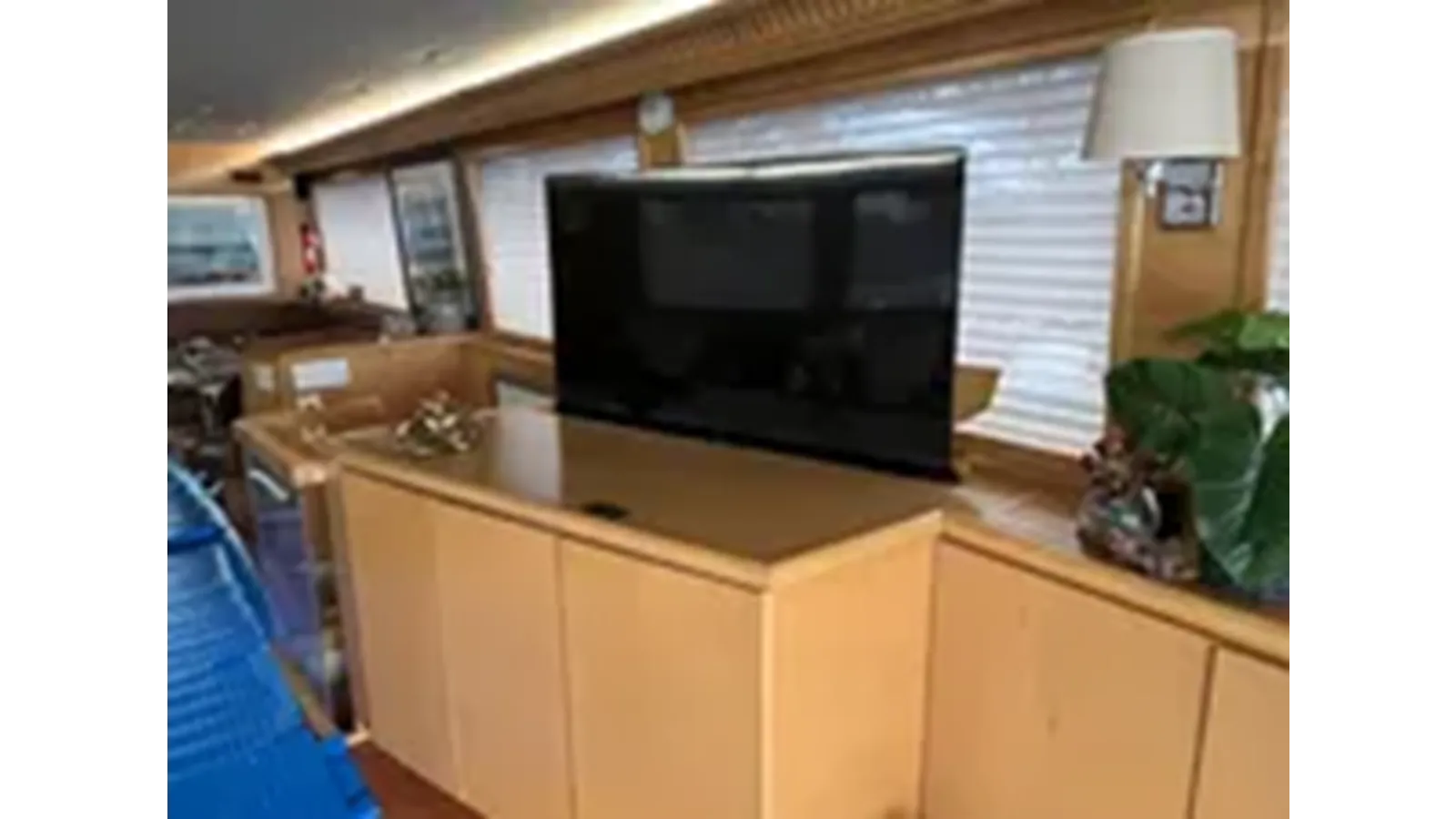 Стоимость яхты 1999 Hatteras 74 Sport Deck Motor Yacht 1999