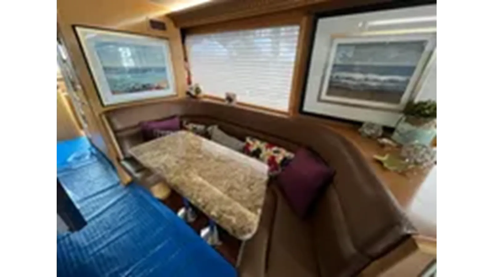 Продажа яхты 1999 Hatteras 74 Sport Deck Motor Yacht - Hatteras