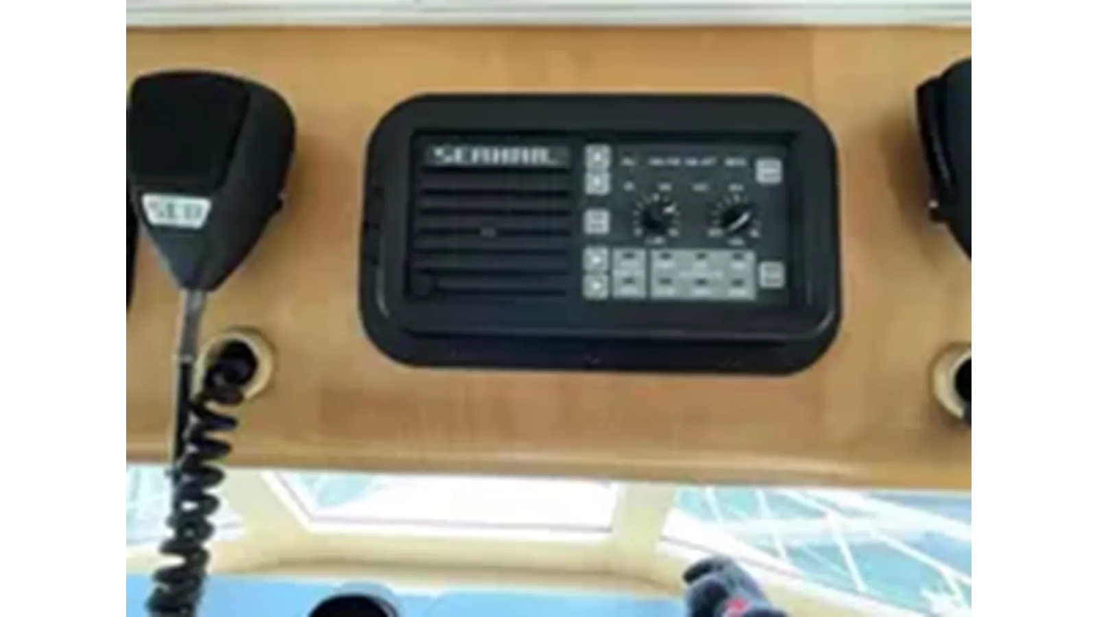Купить 1999 Hatteras 74 Sport Deck Motor Yacht 74