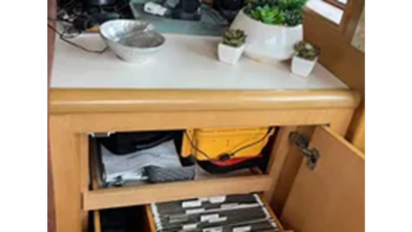 Купить 1999 Hatteras 74 Sport Deck Motor Yacht - Hatteras