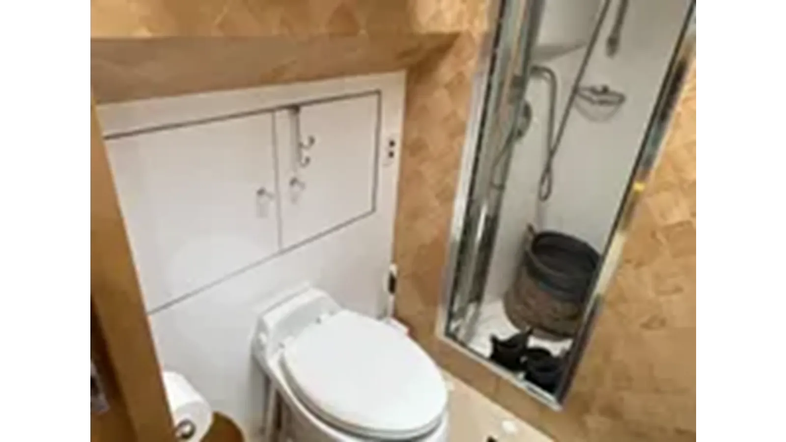 1999 Hatteras 74 Sport Deck Motor Yacht 74