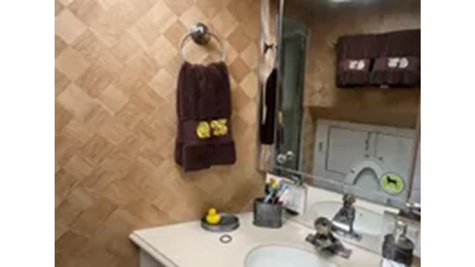 Продажа яхты 1999 Hatteras 74 Sport Deck Motor Yacht