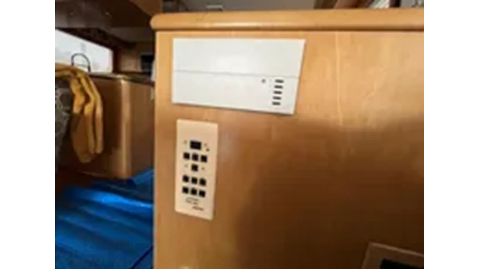 Купить 1999 Hatteras 74 Sport Deck Motor Yacht - Hatteras