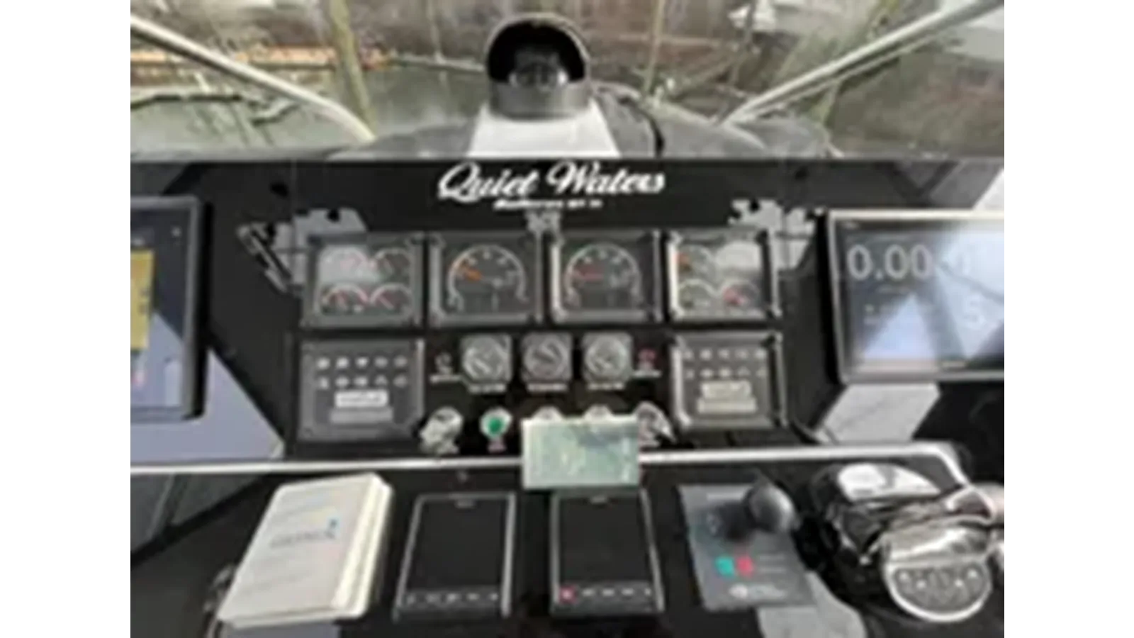 Купить яхту 1999 Hatteras 74 Sport Deck Motor Yacht - Hatteras в Shestakov Yacht Sales