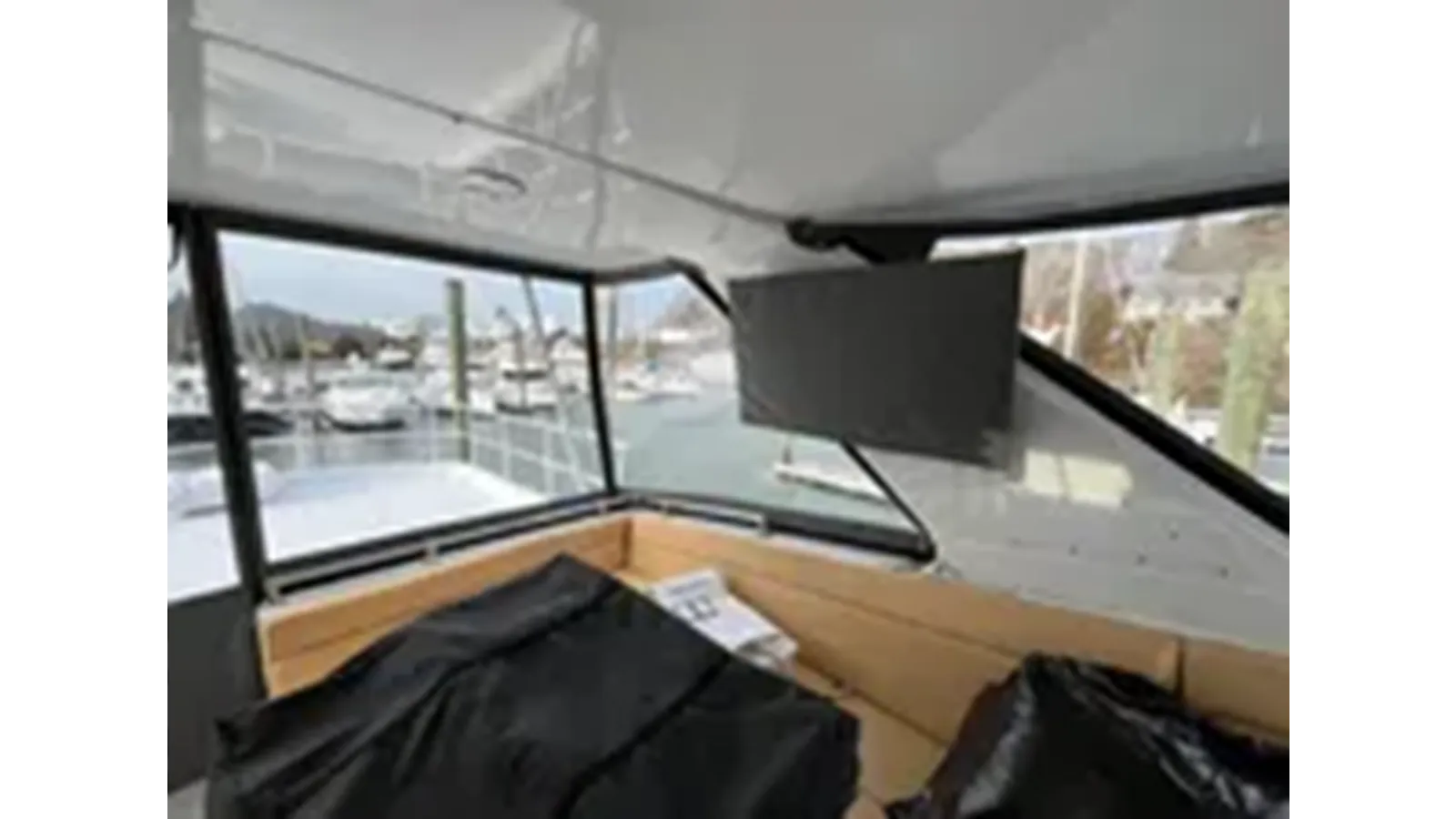 Лучшие предложения покупки яхты 1999 Hatteras 74 Sport Deck Motor Yacht 74