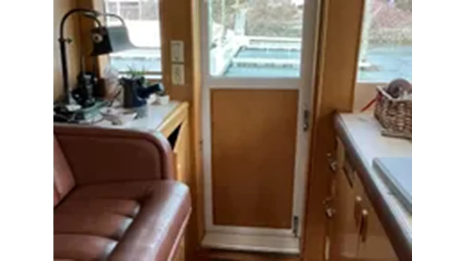 1999 Hatteras 74 Sport Deck Motor Yacht