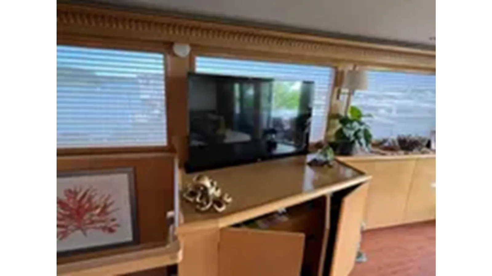 Стоимость яхты 1999 Hatteras 74 Sport Deck Motor Yacht