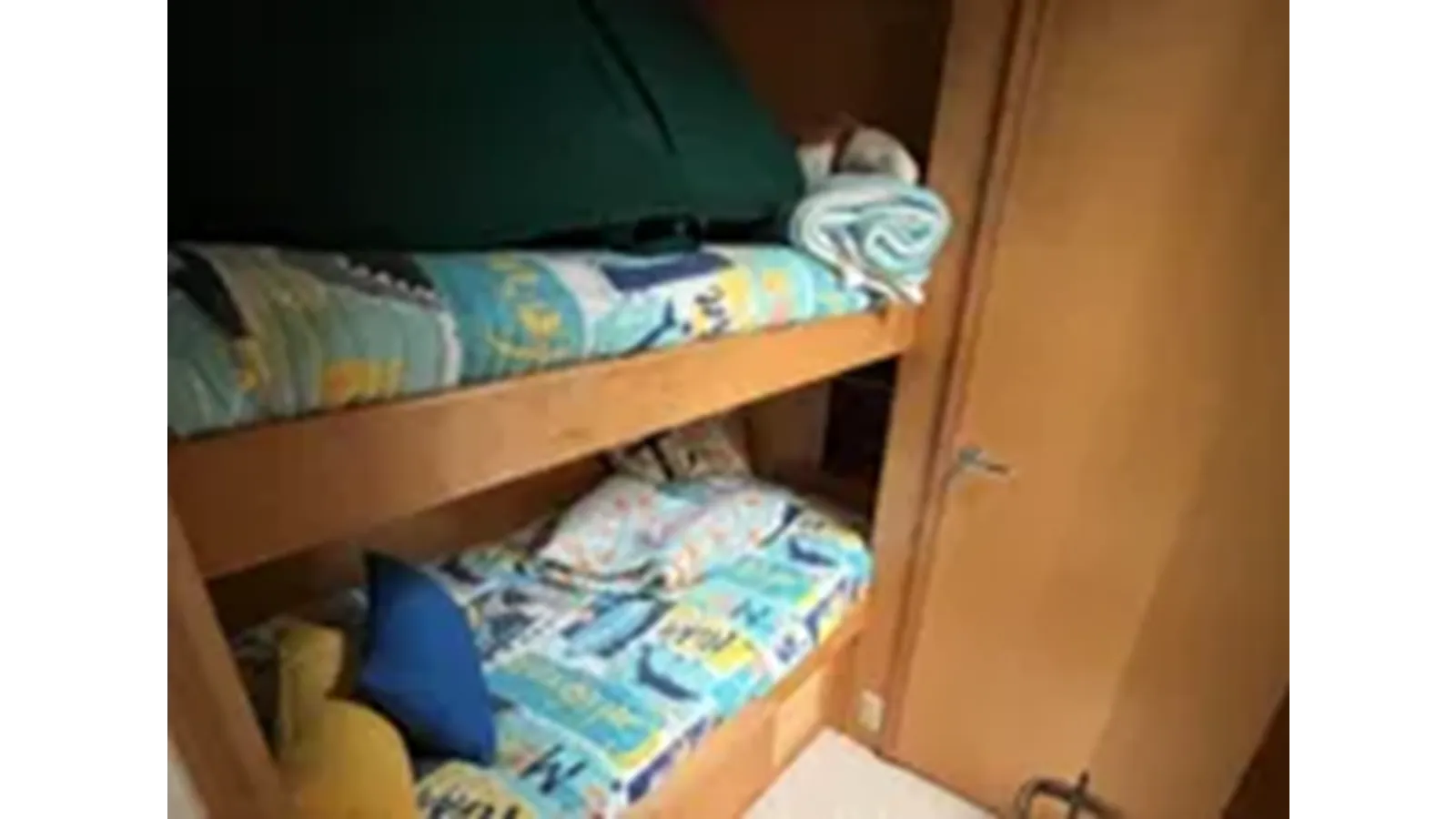 Лучшие предложения покупки яхты 1999 Hatteras 74 Sport Deck Motor Yacht 74 Sport Deck