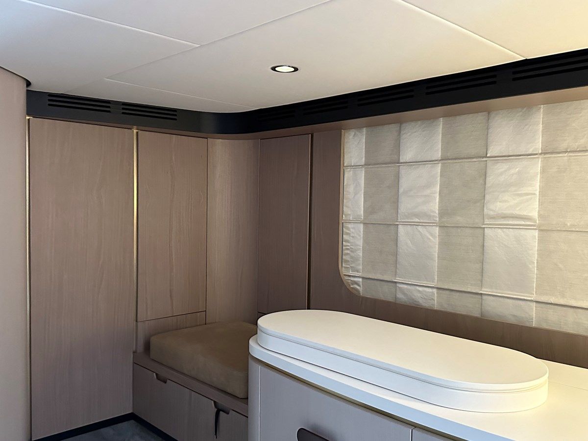 Купить ZOOLAND - Azimut Yachts