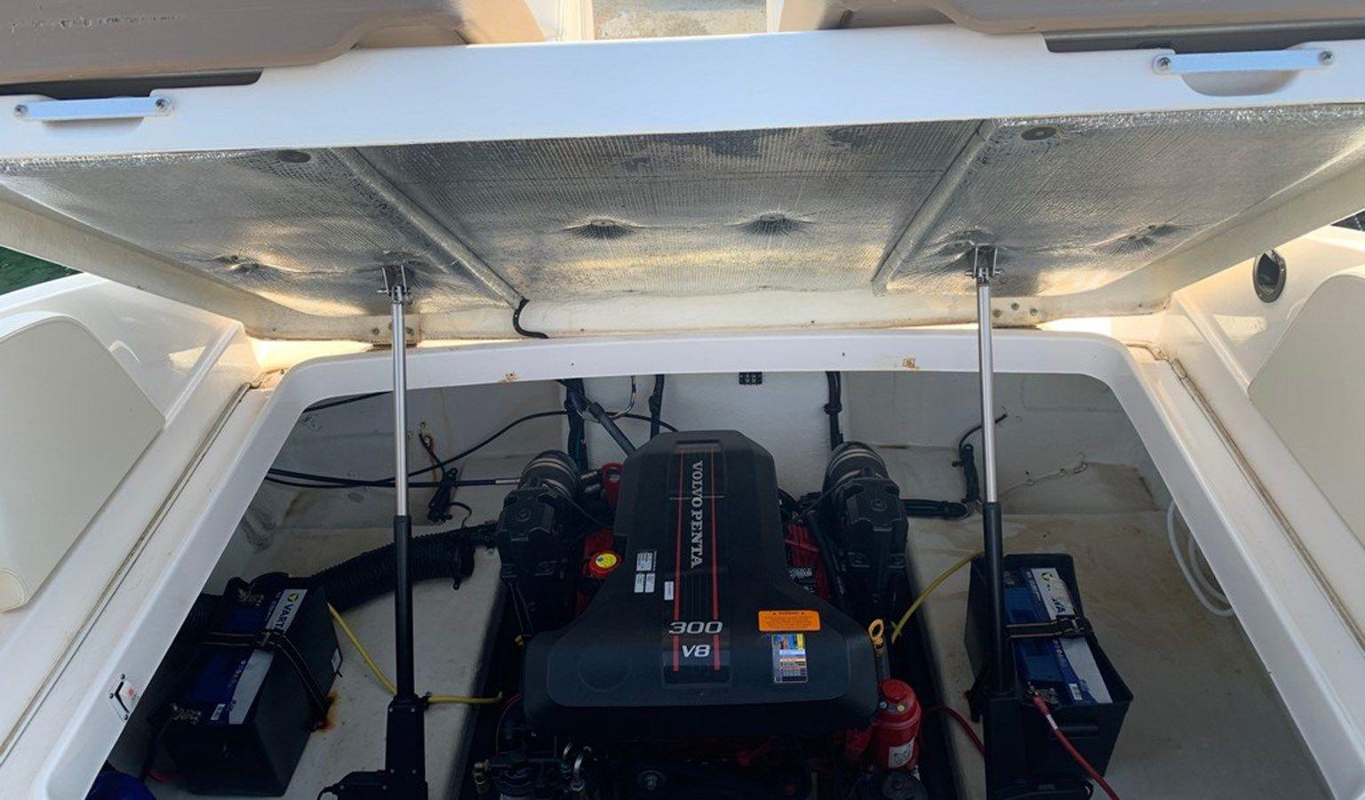 Buy a Chaparral 2014 at Shestakov Yacht Sales