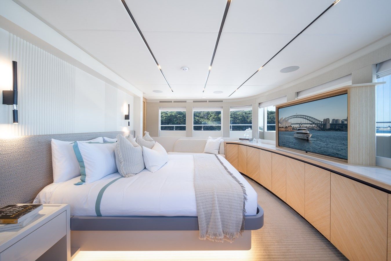 BLUESTONE 101 yacht sale