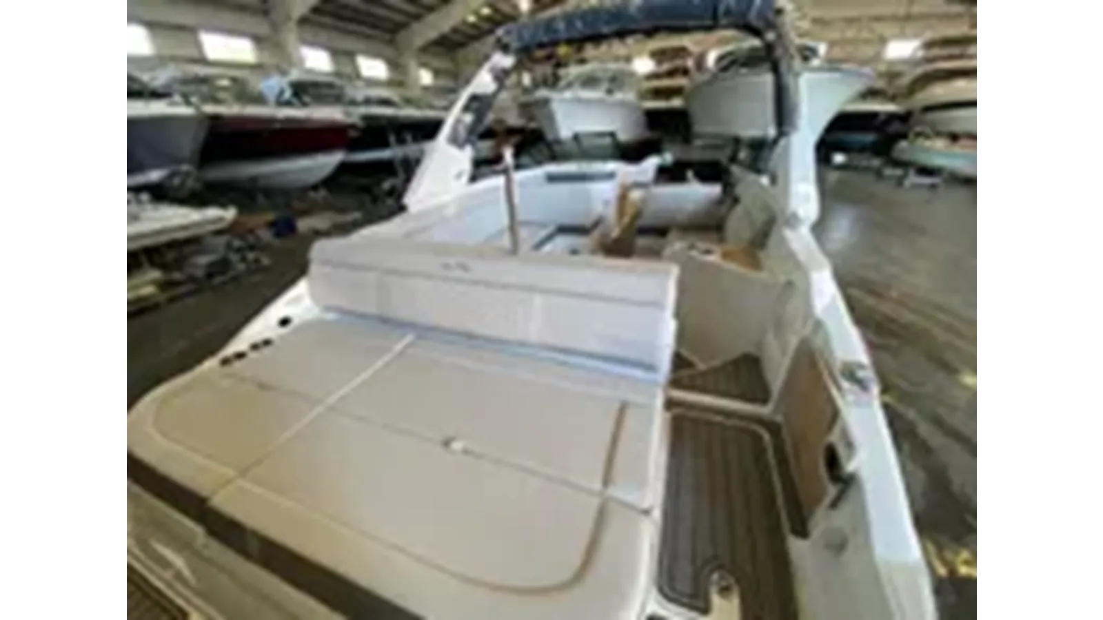 Купить яхту 2024 Sea Ray 270 Sundeck Outboard 2024 в Shestakov Yacht Sales