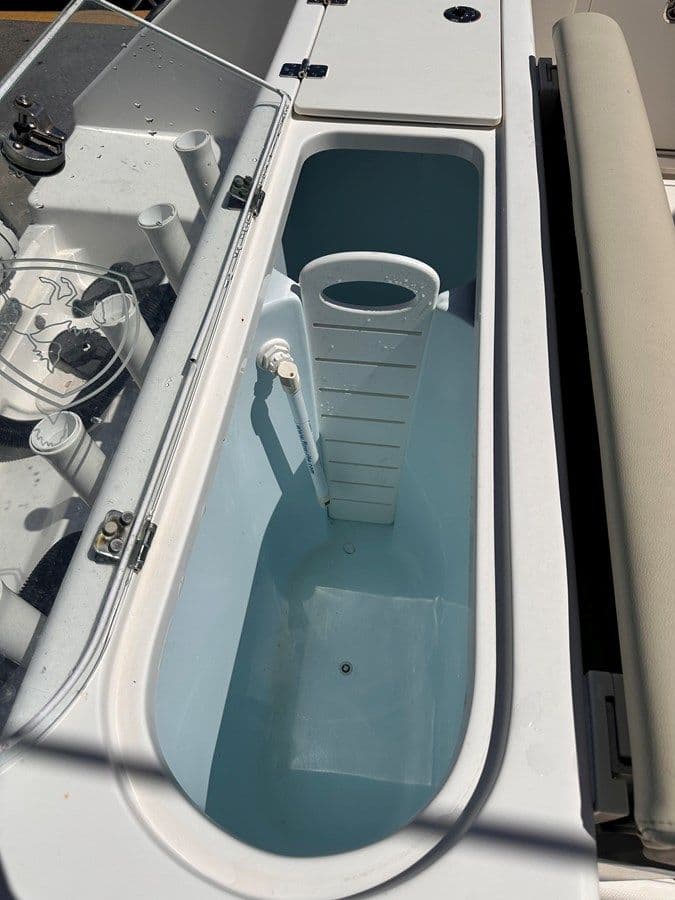 Buy a yacht CENTURY 3200 2020