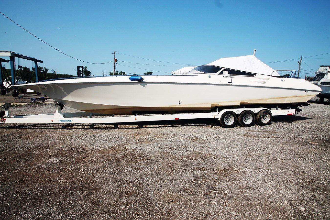 the best price on Six Feet Deep 42 Staggered