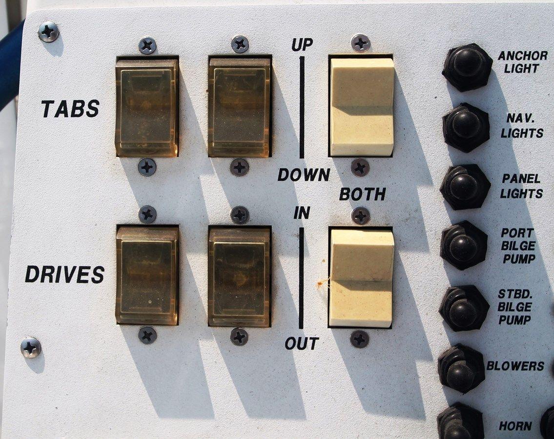 Six Feet Deep - FOUNTAIN