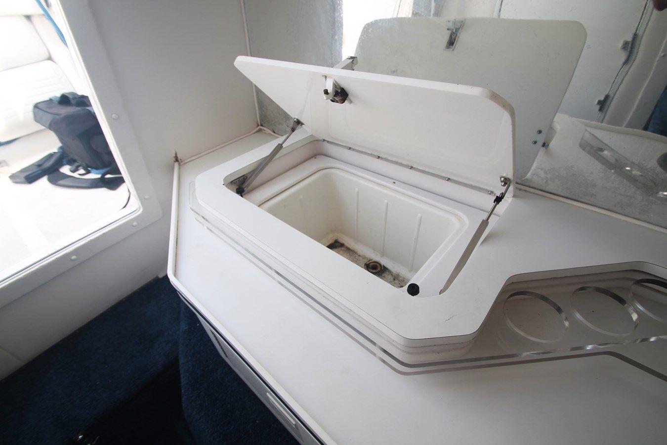 Buy a Six Feet Deep - FOUNTAIN at Shestakov Yacht Sales