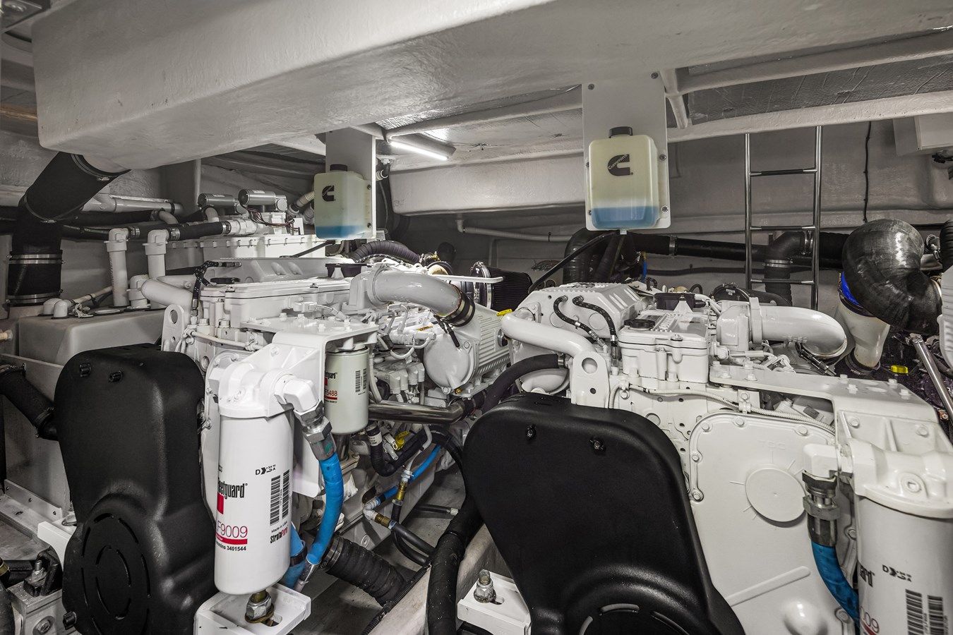 DOUBLE EAGLE L590 Sport