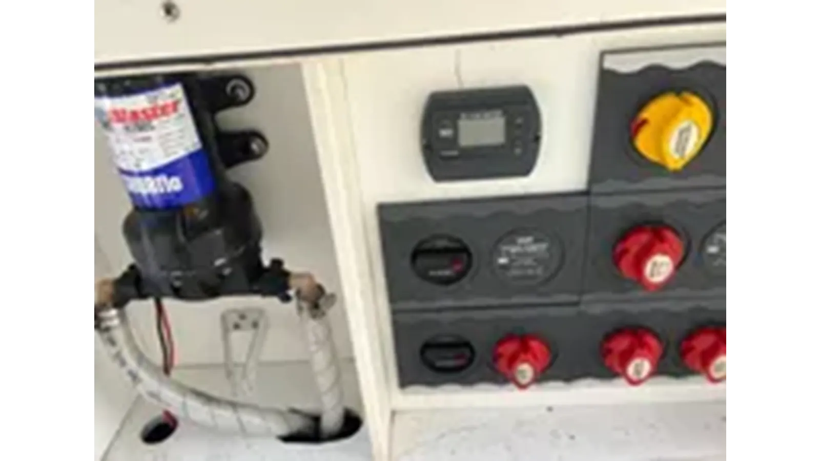 Лучшие предложения покупки яхты 2009 World Cat 290 DC 2009