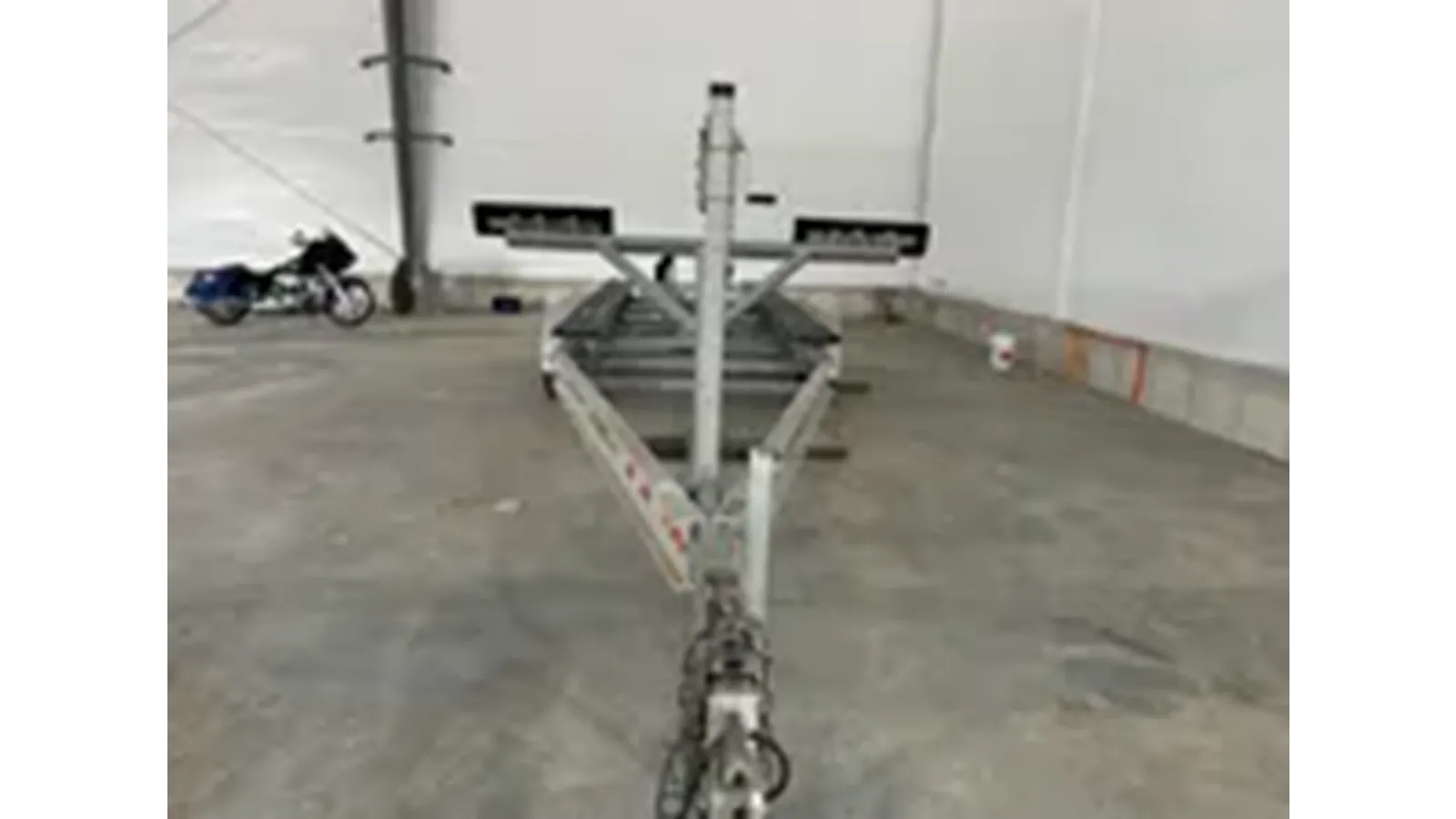 Лучшая цена на 2009 World Cat 290 DC 2009