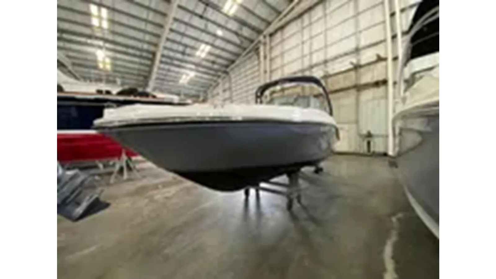 Купить яхту 2024 Sea Ray SPX 230 Outboard PX 230 Outboard в Shestakov Yacht Sales