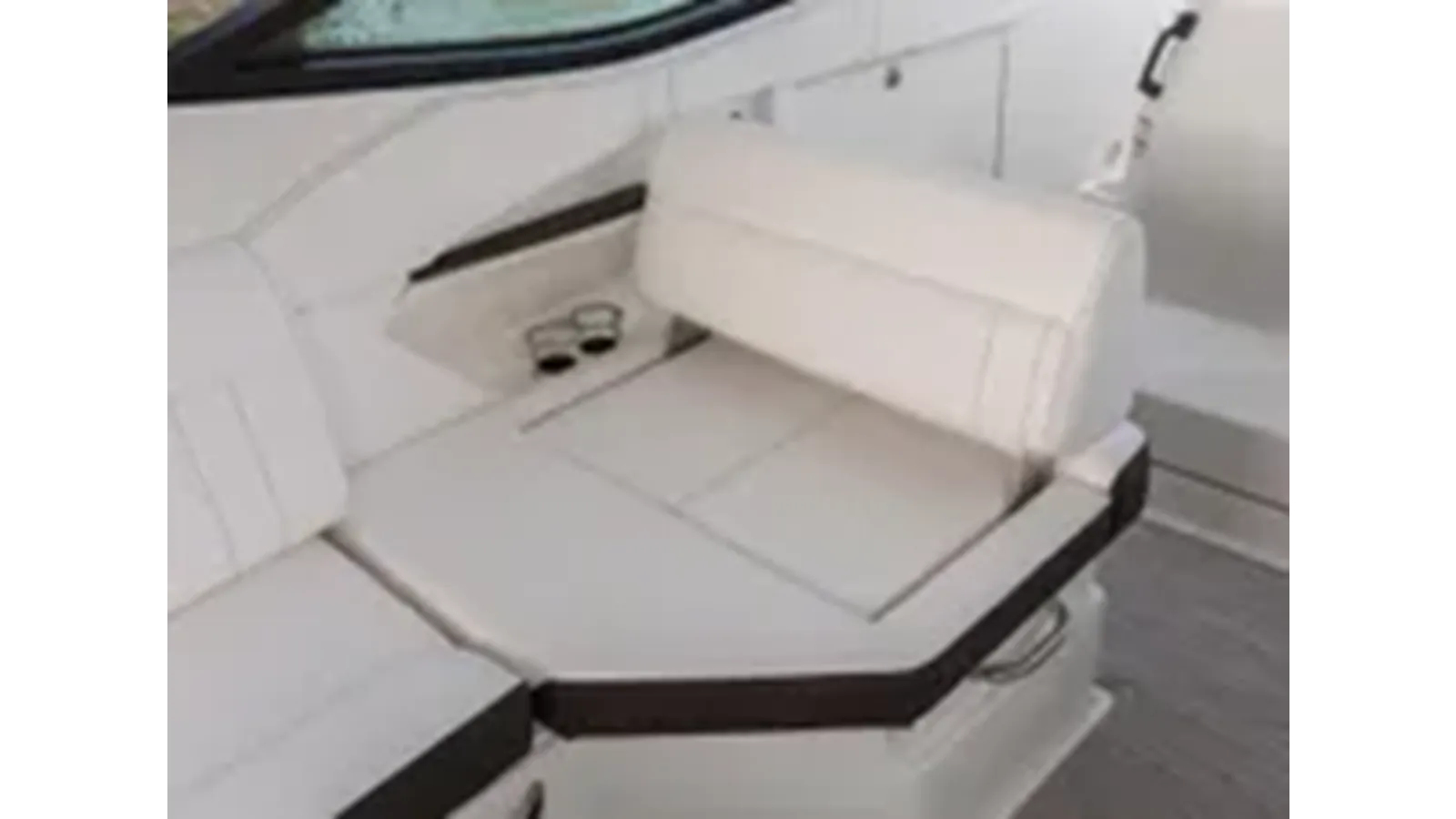 the best price on 2024 Sea Ray Sundancer 320 OB