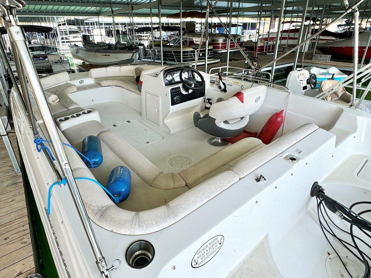 Стоимость яхты 019 Hurricane SunDeck SS201 NLFH