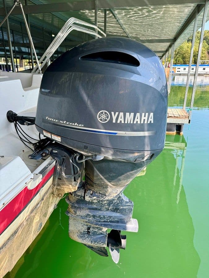 Стоимость яхты 019 Hurricane SunDeck SS201 NLFH 2019