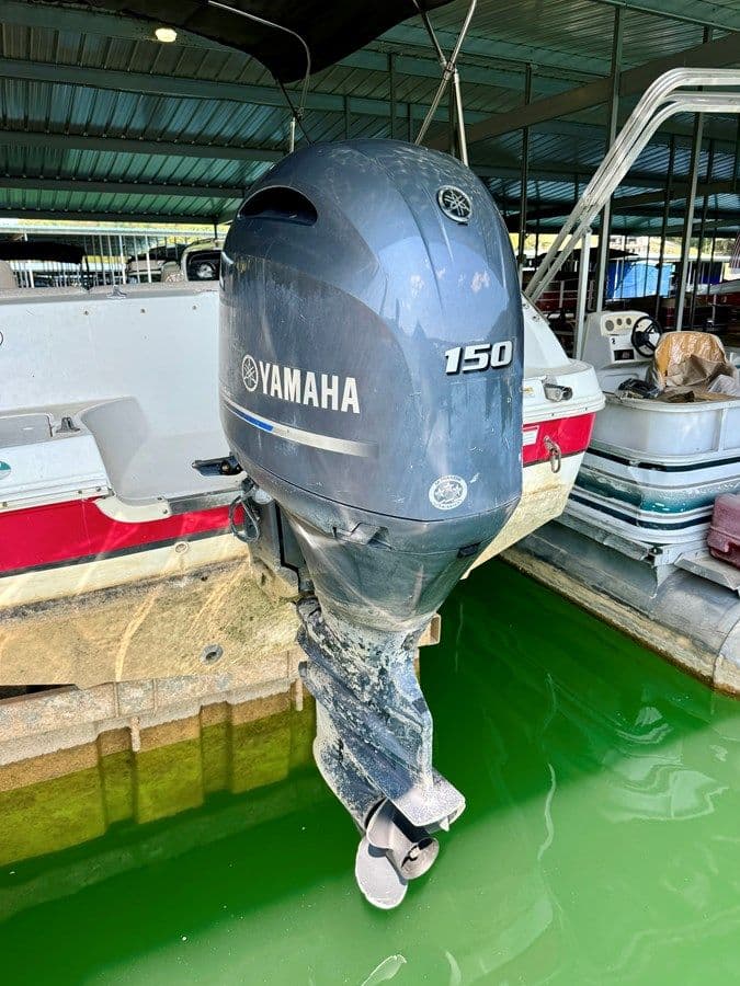 Купить яхту 019 Hurricane SunDeck SS201 NLFH в Shestakov Yacht Sales