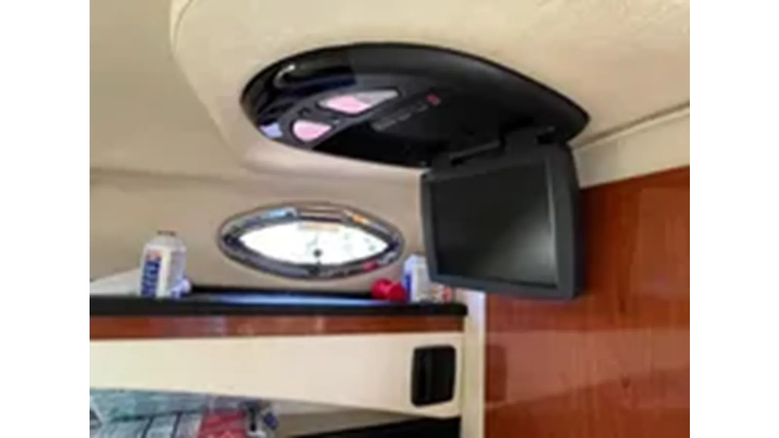 Купить яхту 2007 Sea Ray 270 Amberjack 27 в Shestakov Yacht Sales