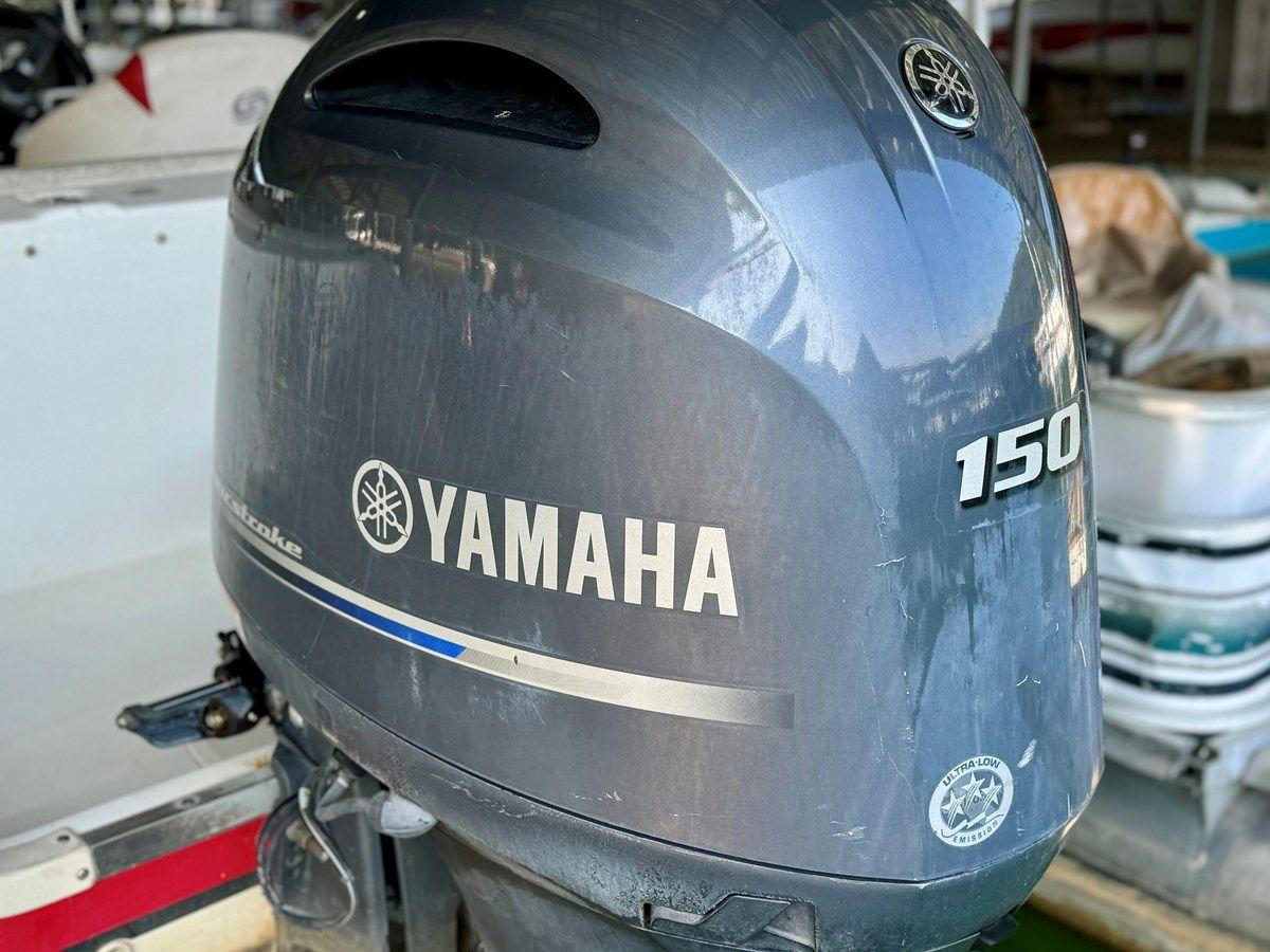 Стоимость яхты 019 Hurricane SunDeck SS201 NLFH - HURRICANE