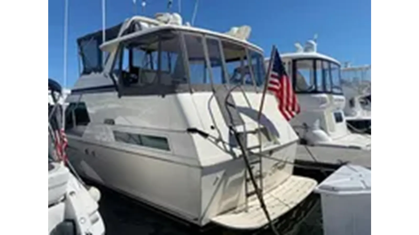 Лучшая цена на 1991 Hatteras 40 Motor Yacht - Hatteras