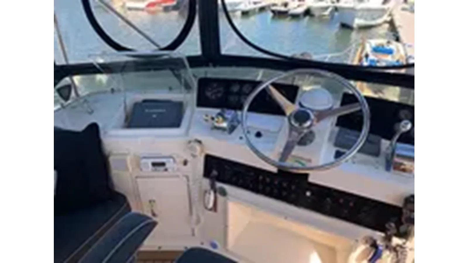 Купить 1991 Hatteras 40 Motor Yacht 40 Motor Yacht