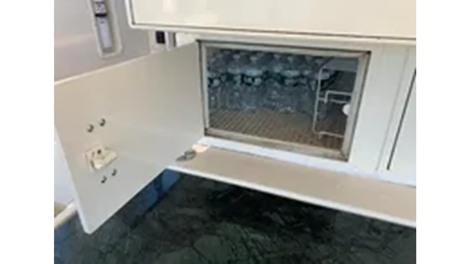 Стоимость яхты 1991 Hatteras 40 Motor Yacht - Hatteras