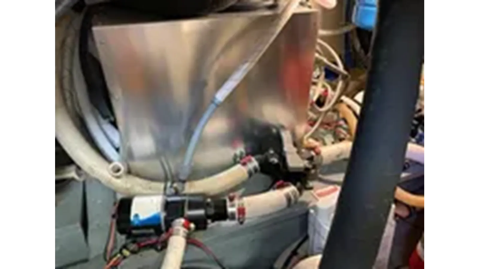 Продажа яхты 1991 Hatteras 40 Motor Yacht 40