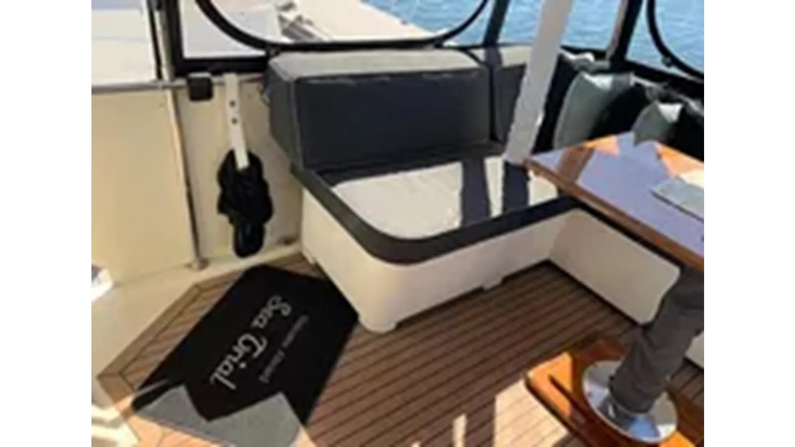 Стоимость яхты 1991 Hatteras 40 Motor Yacht 40