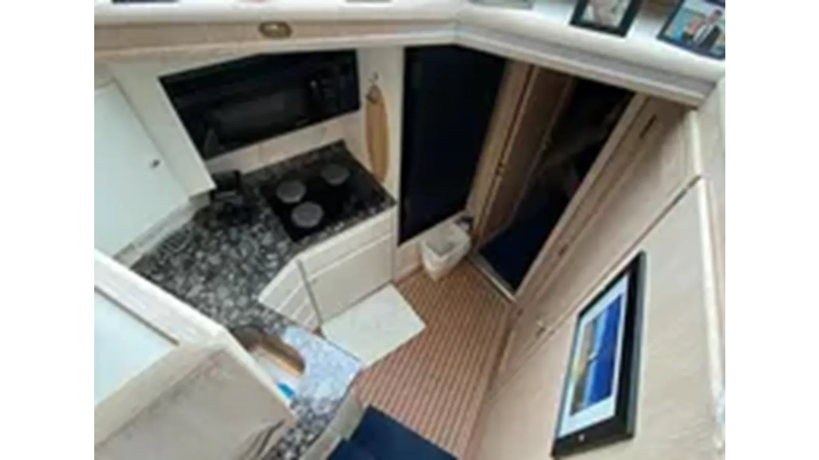 Купить яхту 1991 Hatteras 40 Motor Yacht - Hatteras в Shestakov Yacht Sales