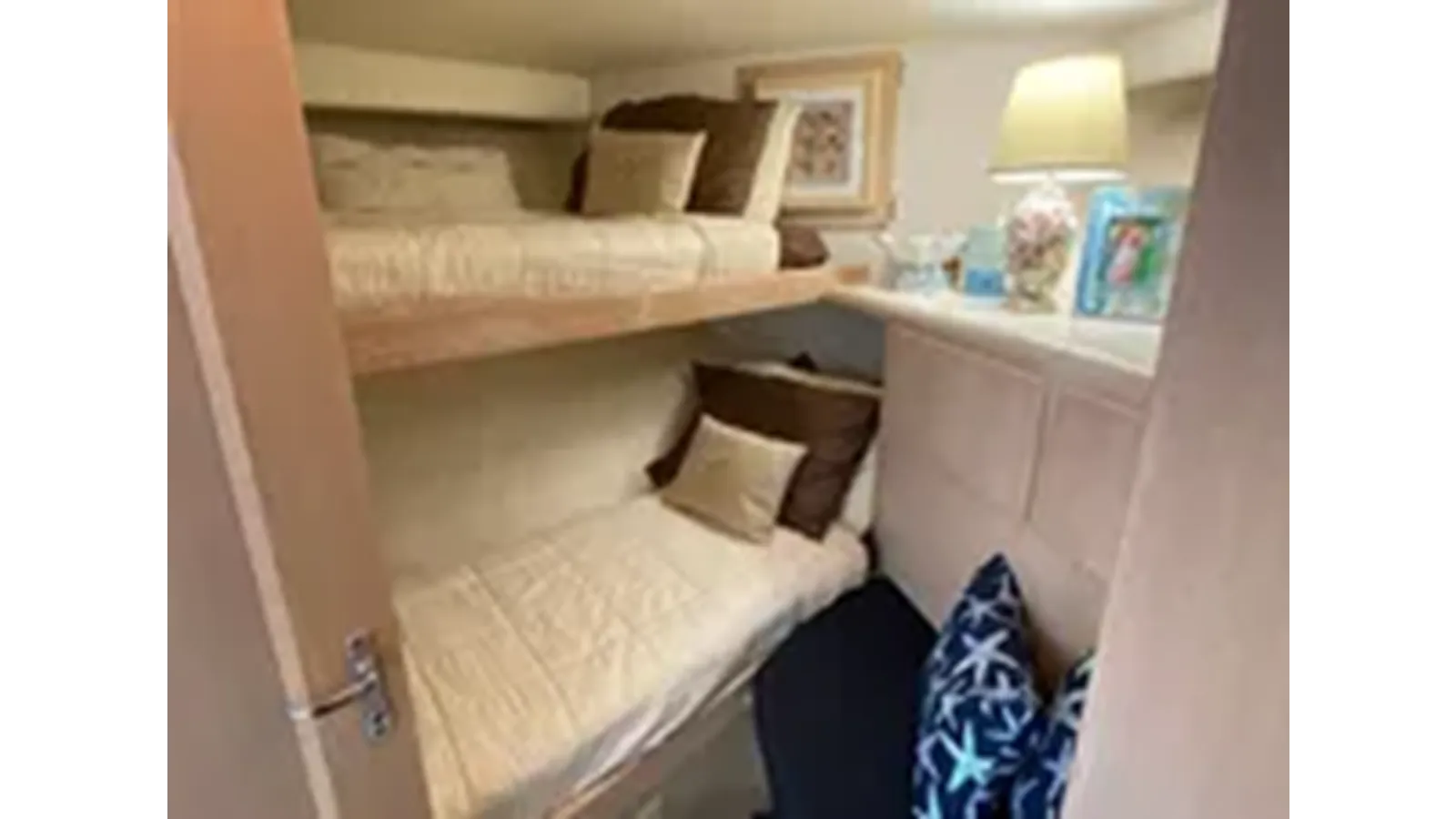 Лучшие предложения покупки яхты 1991 Hatteras 40 Motor Yacht - Hatteras