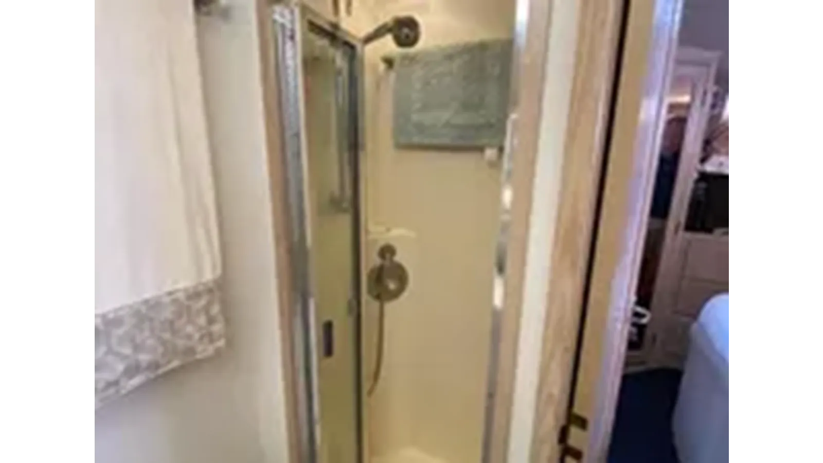 Купить яхту 1991 Hatteras 40 Motor Yacht - Hatteras в Shestakov Yacht Sales