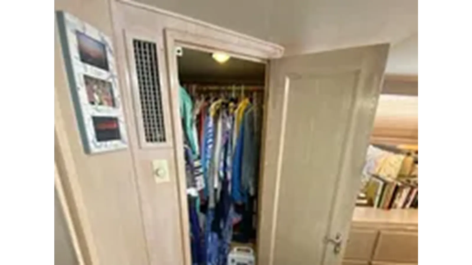 1991 Hatteras 40 Motor Yacht - Hatteras