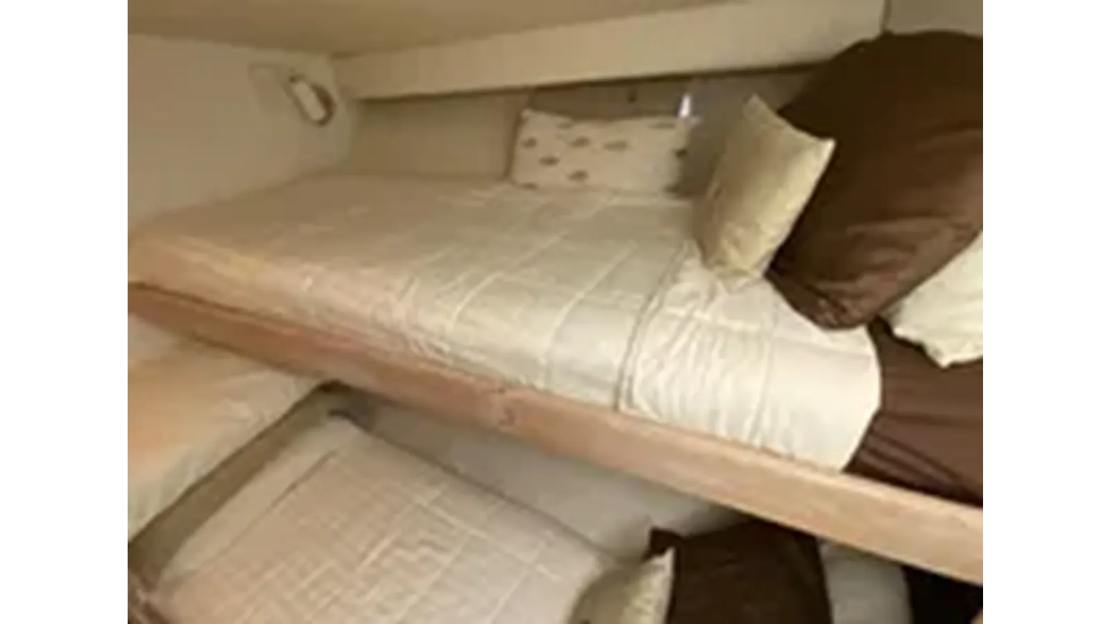 Стоимость яхты 1991 Hatteras 40 Motor Yacht