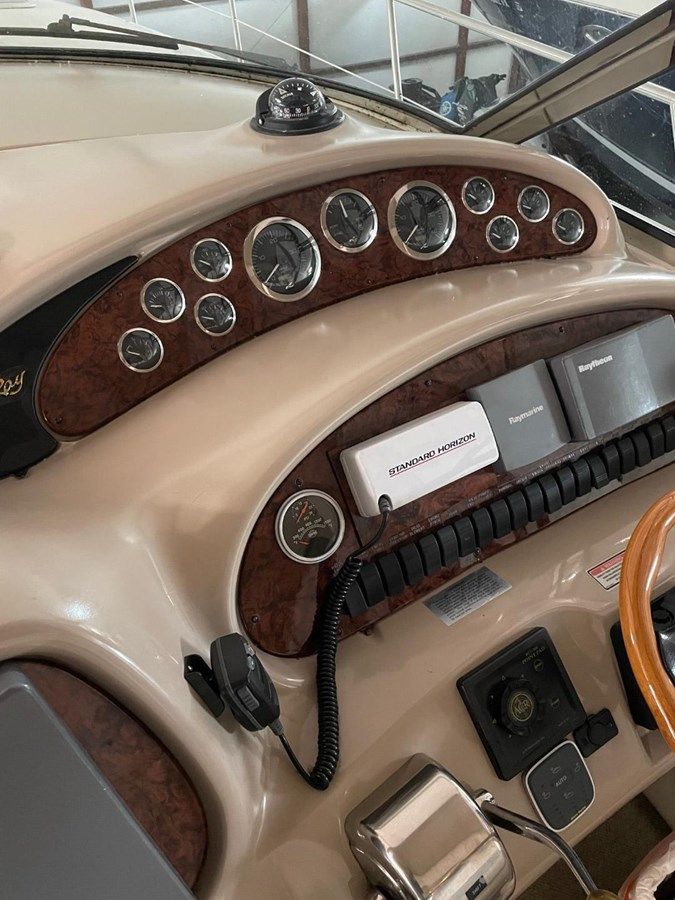 PILOT LOUNGE - SEA RAY price